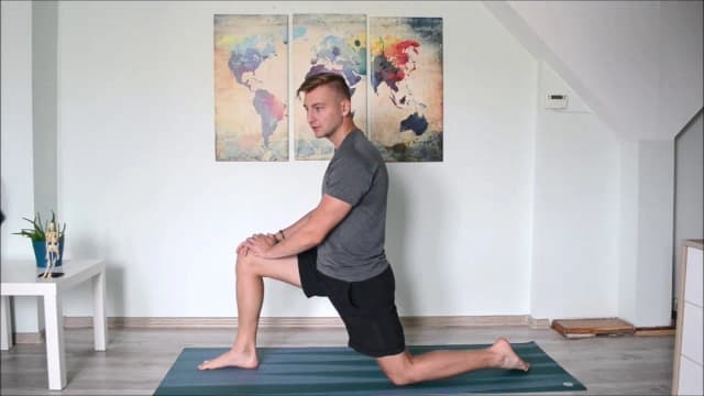 Jak rozciągać biodra, aby uniknąć bólu i poprawić mobilność